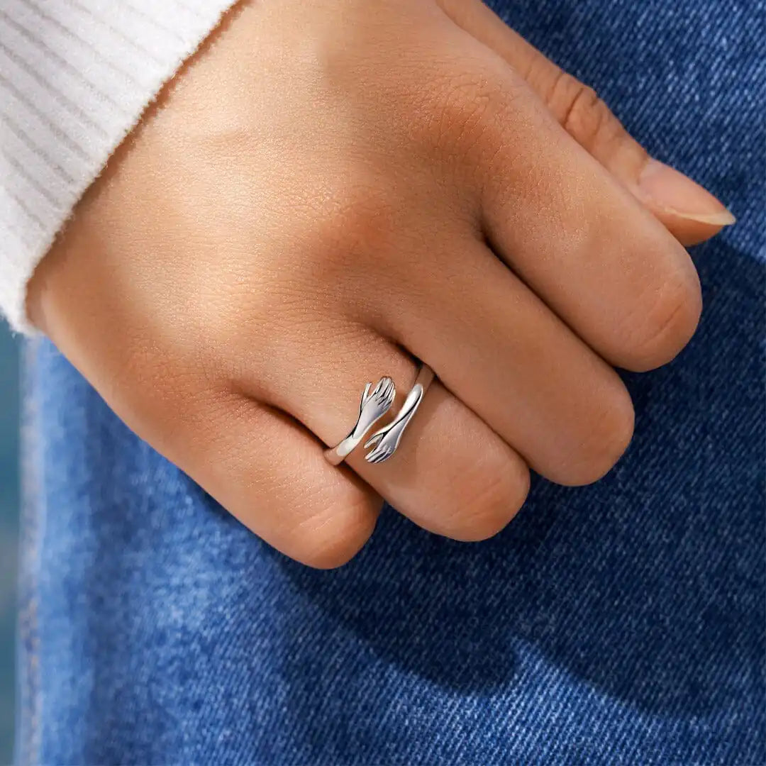 AlwaysHug Ring