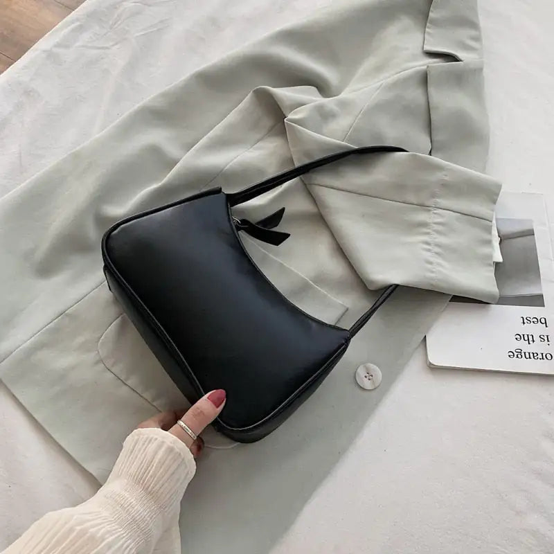 Schoudertas Black Tote Cream Baguette Bag