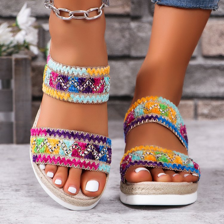 Strappy Sandalen
