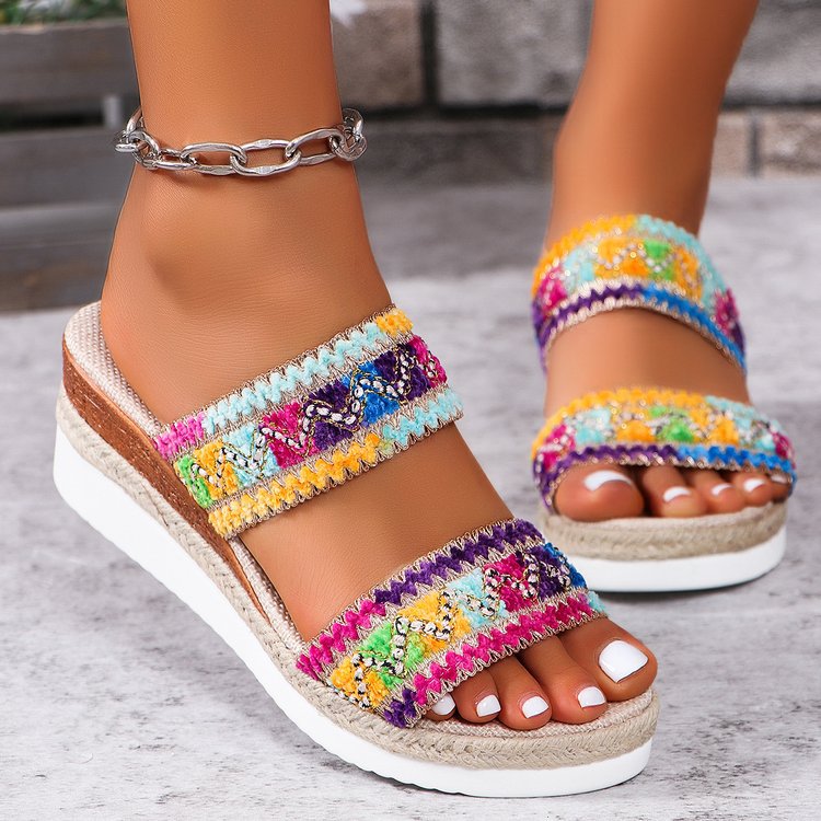 Strappy Sandalen