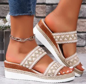 Strappy Sandalen