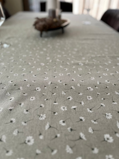Italienische Tischdecke Margherita - Baumwolle - Design mit Gänseblümchen