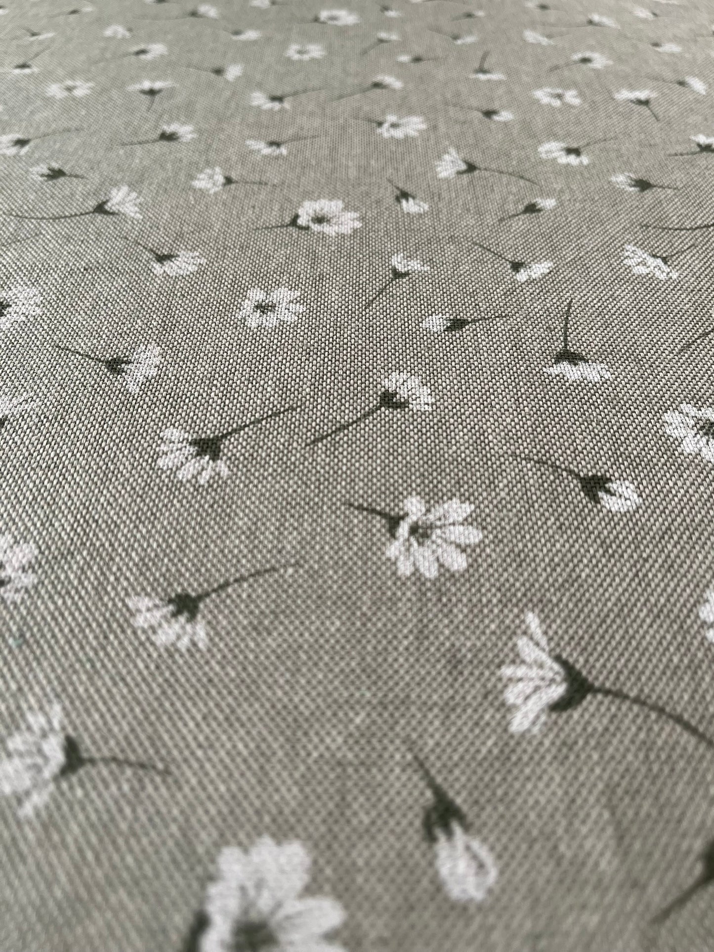 Italienische Tischdecke Margherita - Baumwolle - Design mit Gänseblümchen