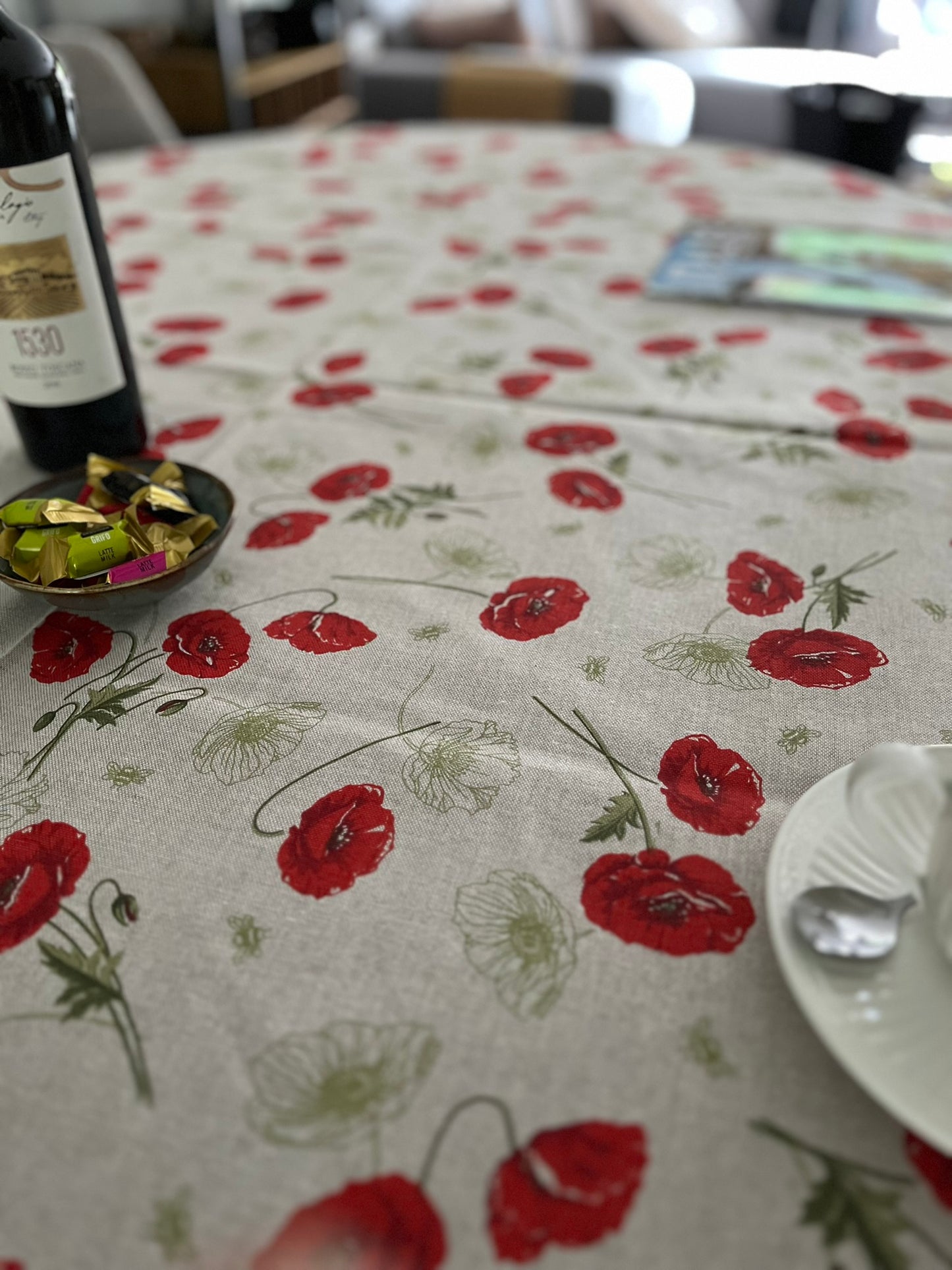 Italienische Tischdecke Papaveri 2 Oval - Baumwolle - Design mit Mohnblumen